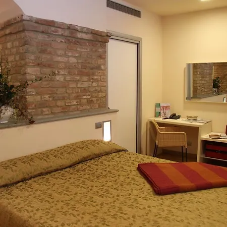 Dell'arte 4* Solonghello