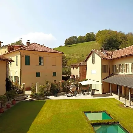 Dell'arte Отель 4*