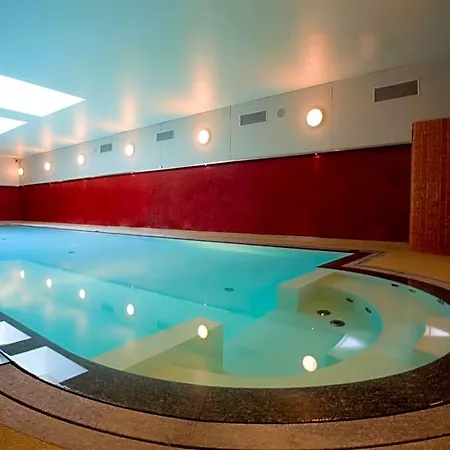 Dell'arte Отель 4*