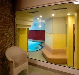 Dell'arte Отель 4*