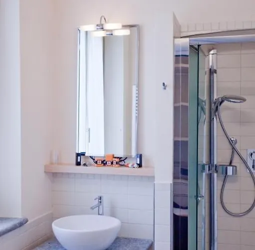 Dell'arte Hotel Solonghello