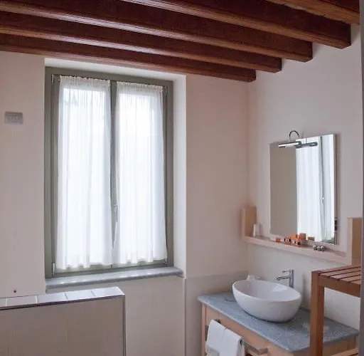 Dell'arte Hotel Solonghello